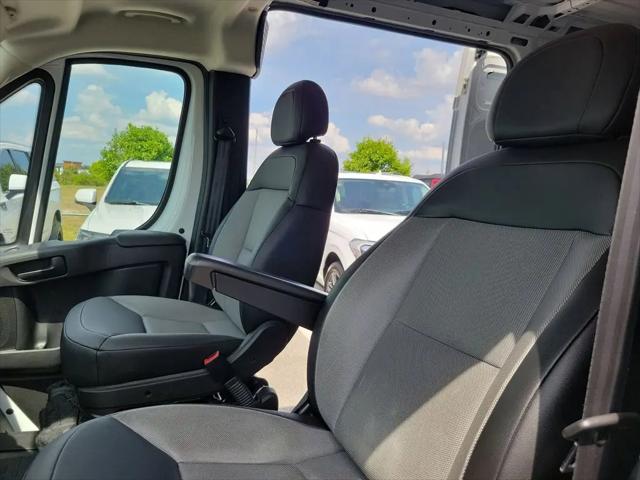 2025 Ram ProMaster 2500 Cargo Van Tradesman High Roof 136" WB w/Pass Seat