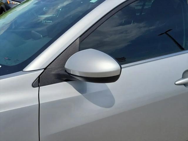 2021 Nissan Sentra SV Xtronic CVT