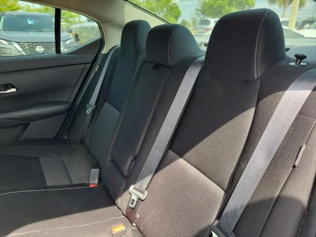 2021 Nissan Sentra SV Xtronic CVT