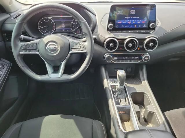 2021 Nissan Sentra SV Xtronic CVT