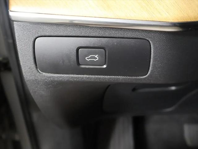 2023 Volvo XC90 B6 Core