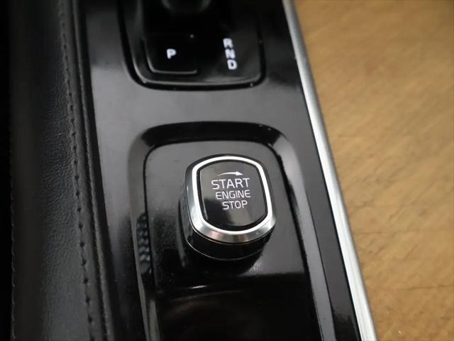 2023 Volvo XC90 B6 Core