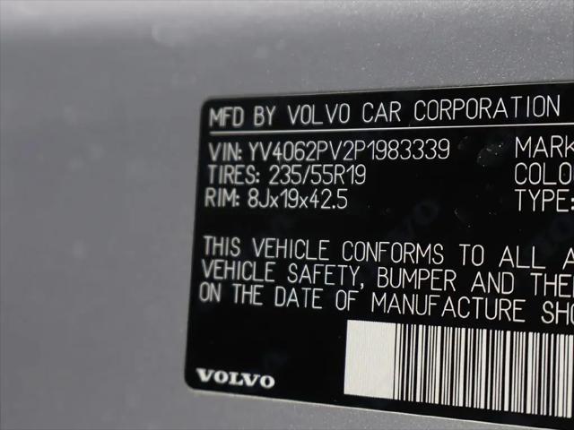 2023 Volvo XC90 B6 Core