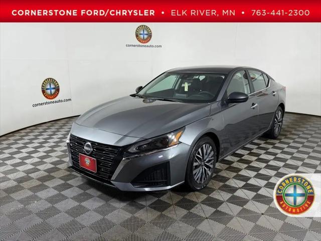 2025 Nissan Altima SV FWD for sale in Elk River, MN