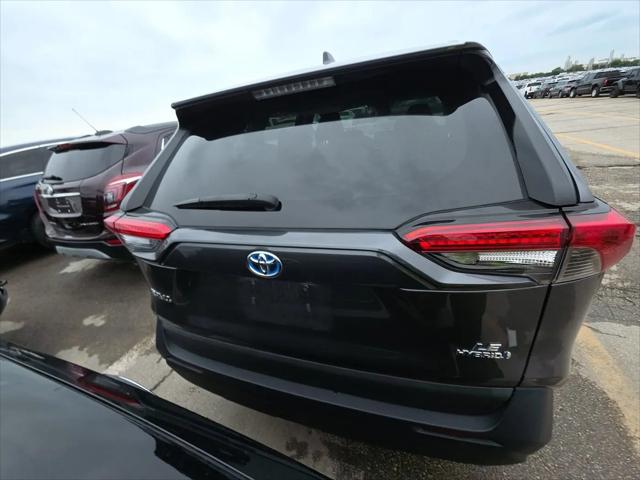 2022 Toyota RAV4 Hybrid LE