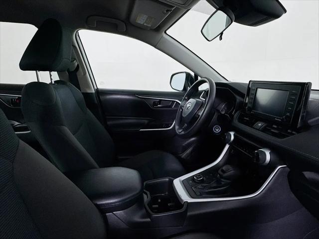 2022 Toyota RAV4 Hybrid LE