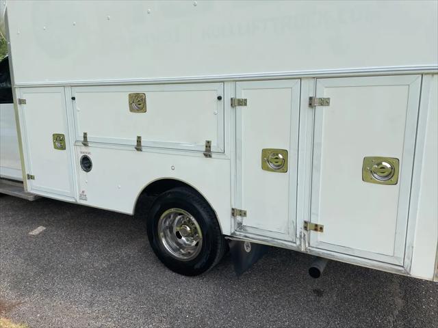 2019 Chevrolet Express Cutaway 4500 3500
