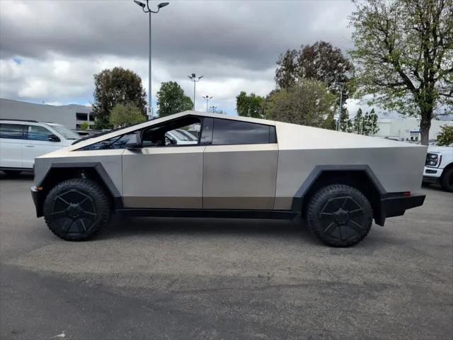 2024 Tesla Cybertruck Cyberbeast