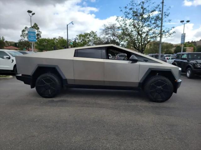 2024 Tesla Cybertruck Cyberbeast
