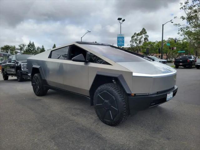 2024 Tesla Cybertruck Cyberbeast