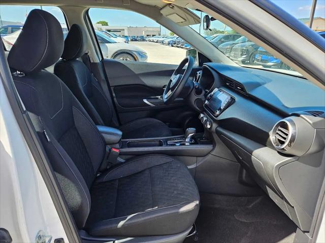 2023 Nissan Kicks SV Xtronic CVT