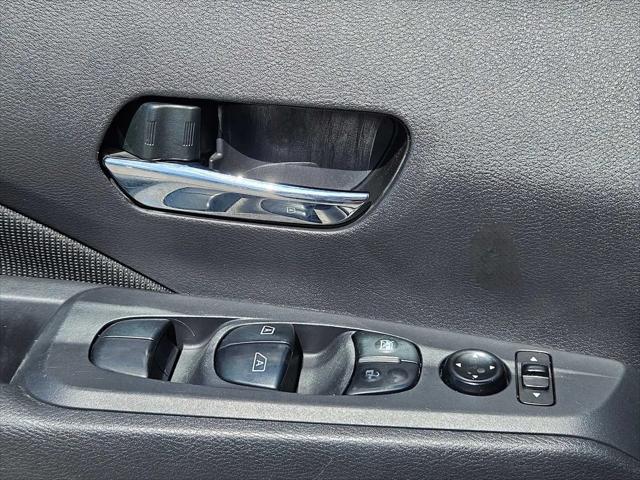 2023 Nissan Kicks SV Xtronic CVT