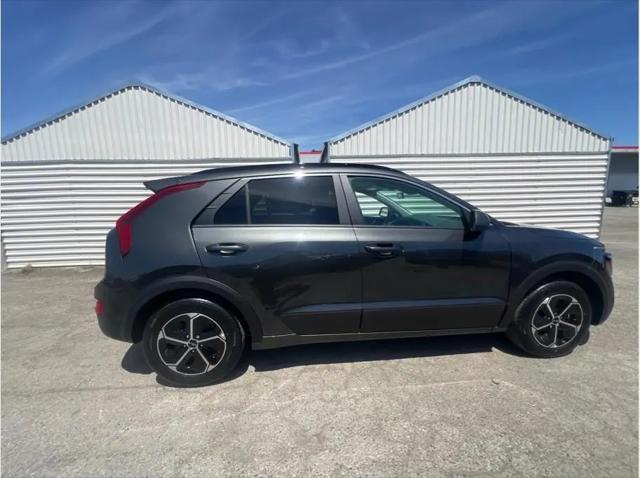 2026 Kia Niro LX