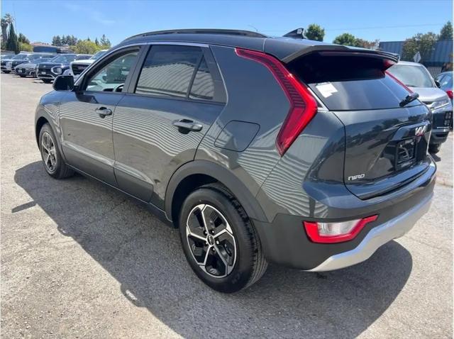 2026 Kia Niro LX