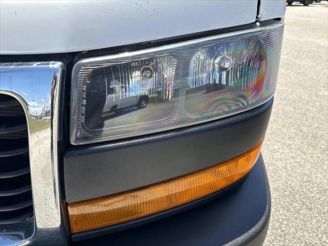 2023 GMC Savana Cargo RWD 2500 Regular Wheelbase Work Van