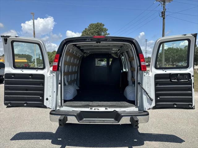 2023 GMC Savana Cargo RWD 2500 Regular Wheelbase Work Van