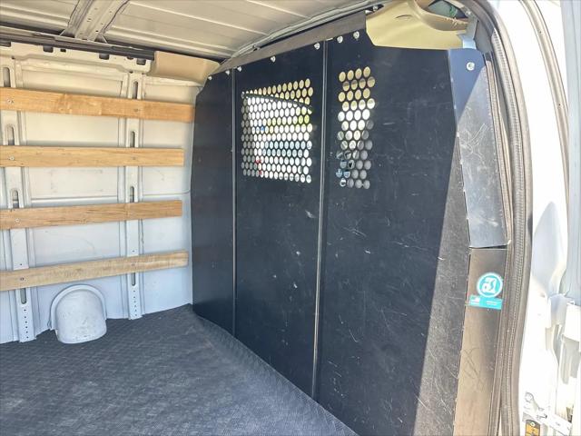2023 GMC Savana Cargo RWD 2500 Regular Wheelbase Work Van