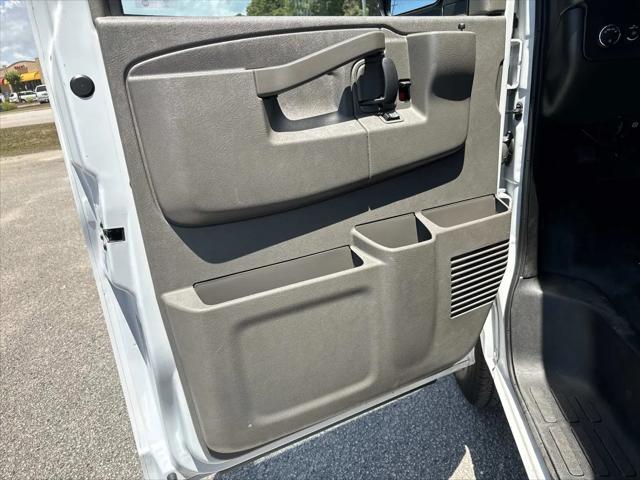 2023 GMC Savana Cargo RWD 2500 Regular Wheelbase Work Van