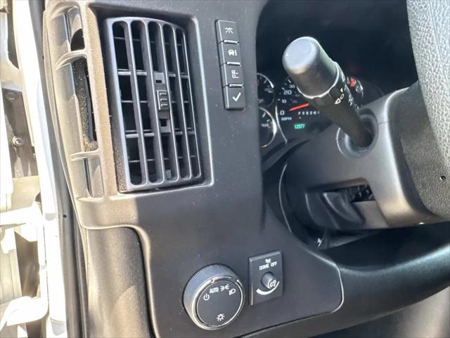 2023 GMC Savana Cargo RWD 2500 Regular Wheelbase Work Van