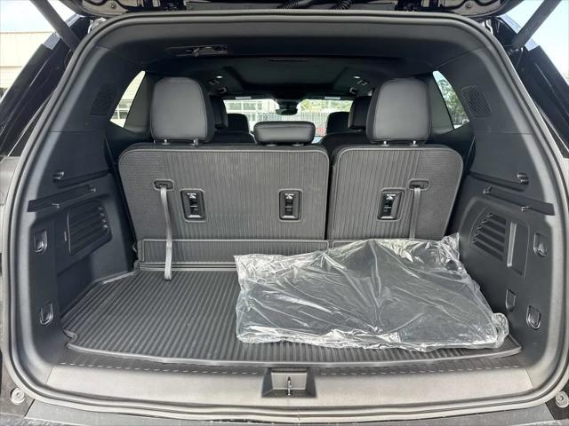 2026 GMC Acadia Elevation FWD