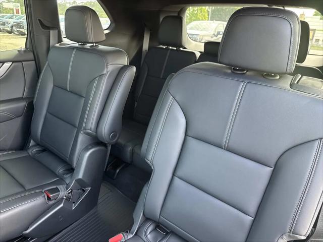 2026 GMC Acadia Elevation FWD