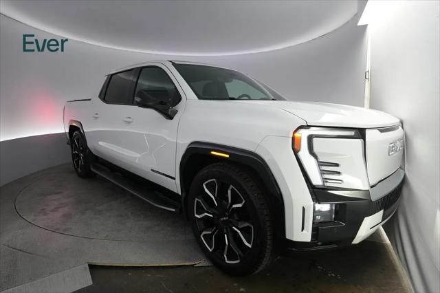2025 GMC Sierra Max Range Denali