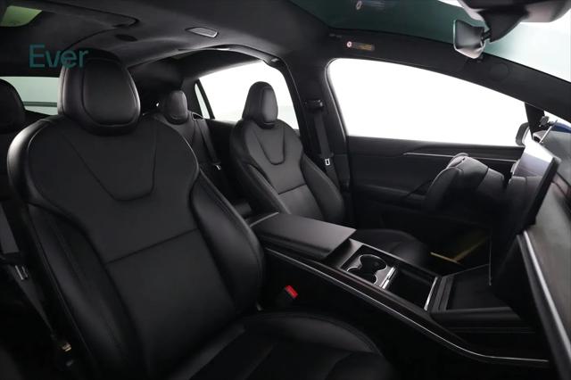 2024 Tesla Model X Long Range