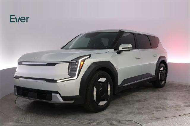 2026 Kia EV9 Light Long Range