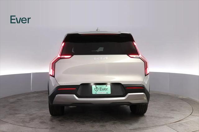2026 Kia EV9 Light Long Range