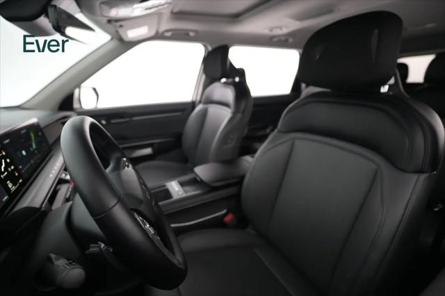 2026 Kia EV9 Light Long Range