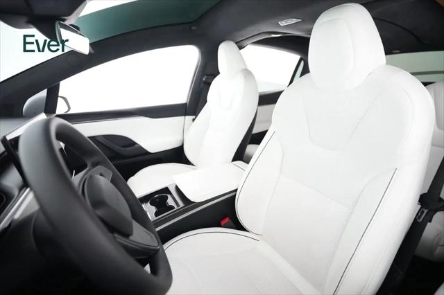 2023 Tesla Model X Plaid Tri Motor All-Wheel Drive