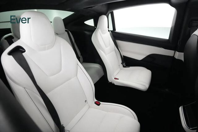 2023 Tesla Model X Plaid Tri Motor All-Wheel Drive
