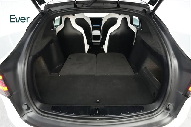 2023 Tesla Model X Plaid Tri Motor All-Wheel Drive