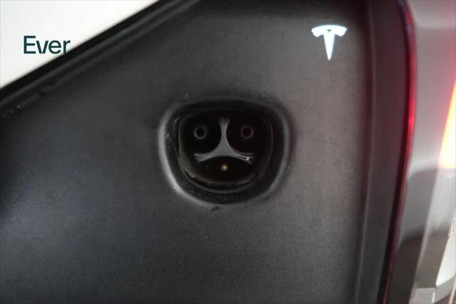 2023 Tesla Model X Plaid Tri Motor All-Wheel Drive