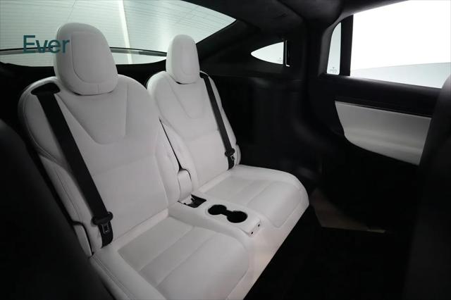 2023 Tesla Model X Plaid Tri Motor All-Wheel Drive