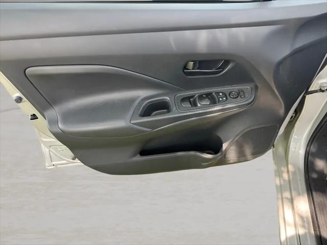 2020 Nissan Versa S Xtronic CVT