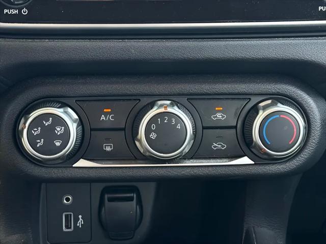 2020 Nissan Versa S Xtronic CVT