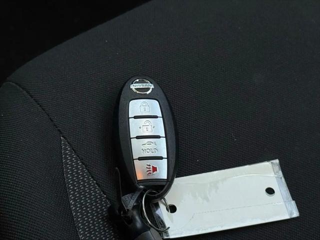 2020 Nissan Versa S Xtronic CVT