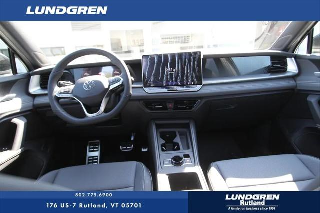 2026 Volkswagen Tiguan SE R-Line Black