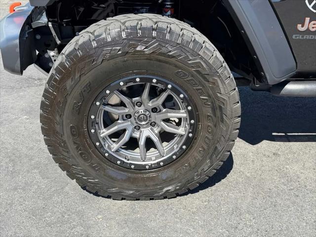 2020 Jeep Gladiator Sport