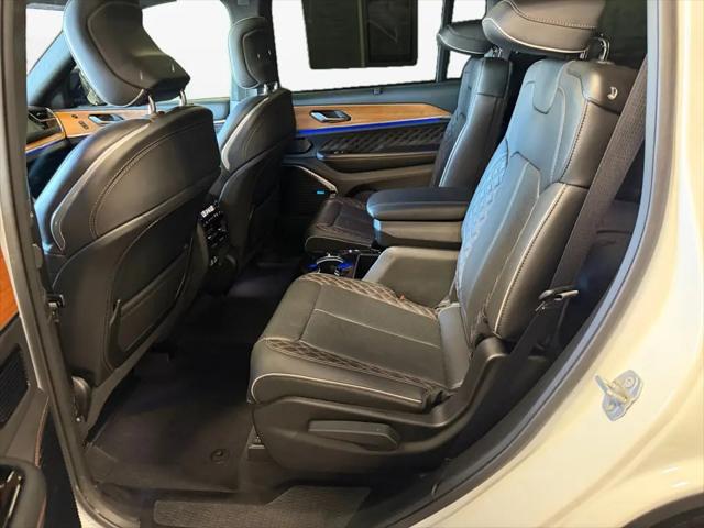 2023 Jeep Grand Cherokee L Summit Reserve 4x4