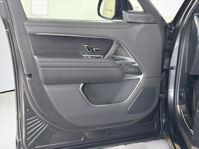 2026 Land Rover Range Rover P400 SE
