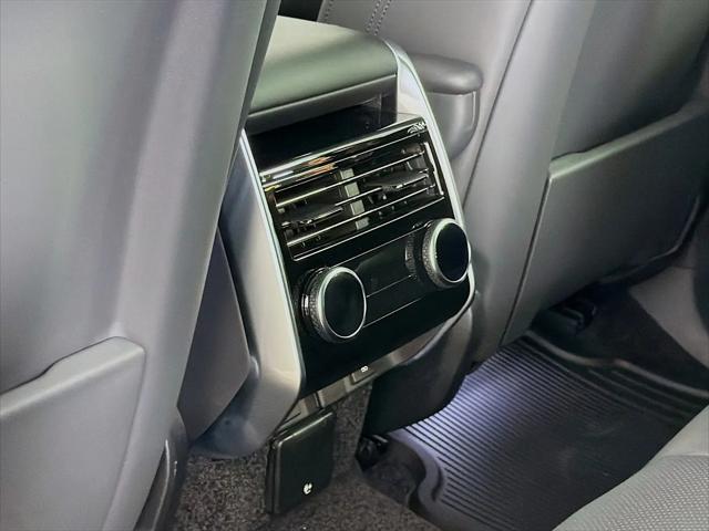 2026 Land Rover Range Rover P400 SE