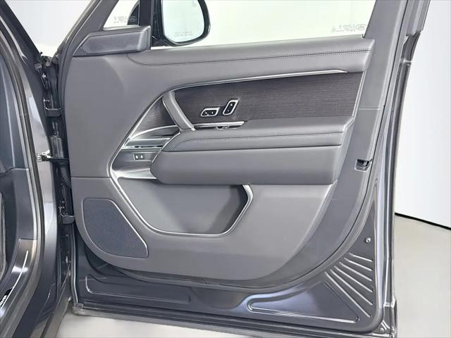 2026 Land Rover Range Rover P400 SE