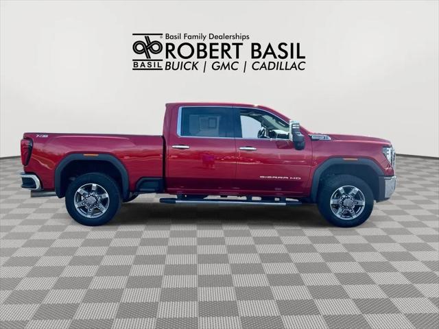 2025 GMC Sierra 2500HD 4WD Crew Cab Standard Bed SLT