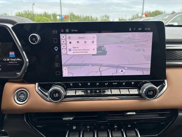 2025 GMC Canyon 4WD AT4