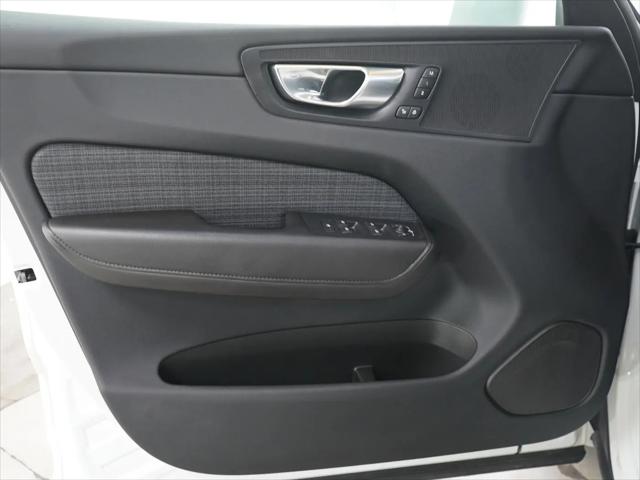 2023 Volvo XC60 B5 Core