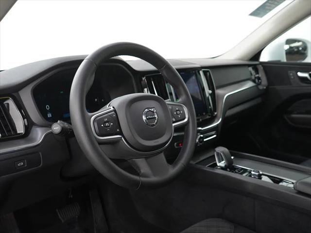 2023 Volvo XC60 B5 Core