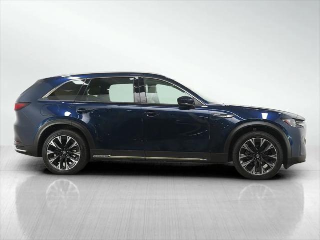 2024 Mazda X-90 Premium Plus