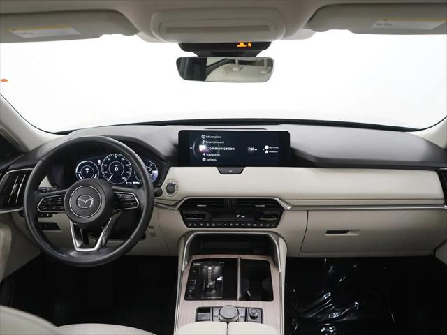 2024 Mazda X-90 Premium Plus